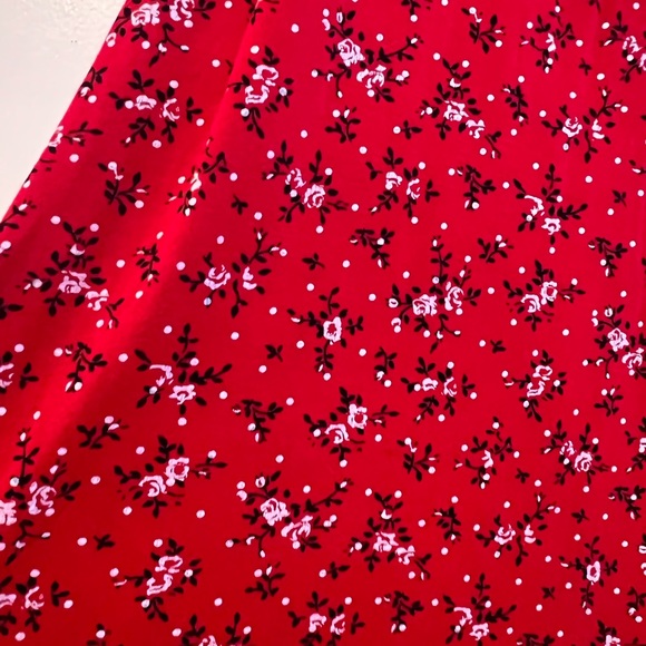 Red Ditsy Floral Frill Detail Shift Dress - Picture 3 of 7